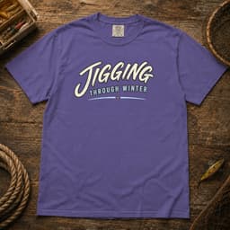Jigging Through Winter t-shirt in Black, thumbnail 6