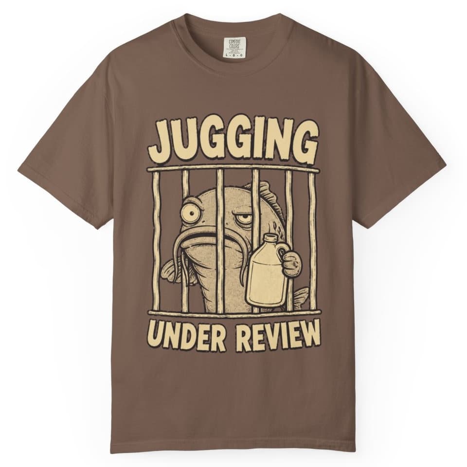 Jugging Under Review Catfish Shirt t-shirt in Moss, photo 4