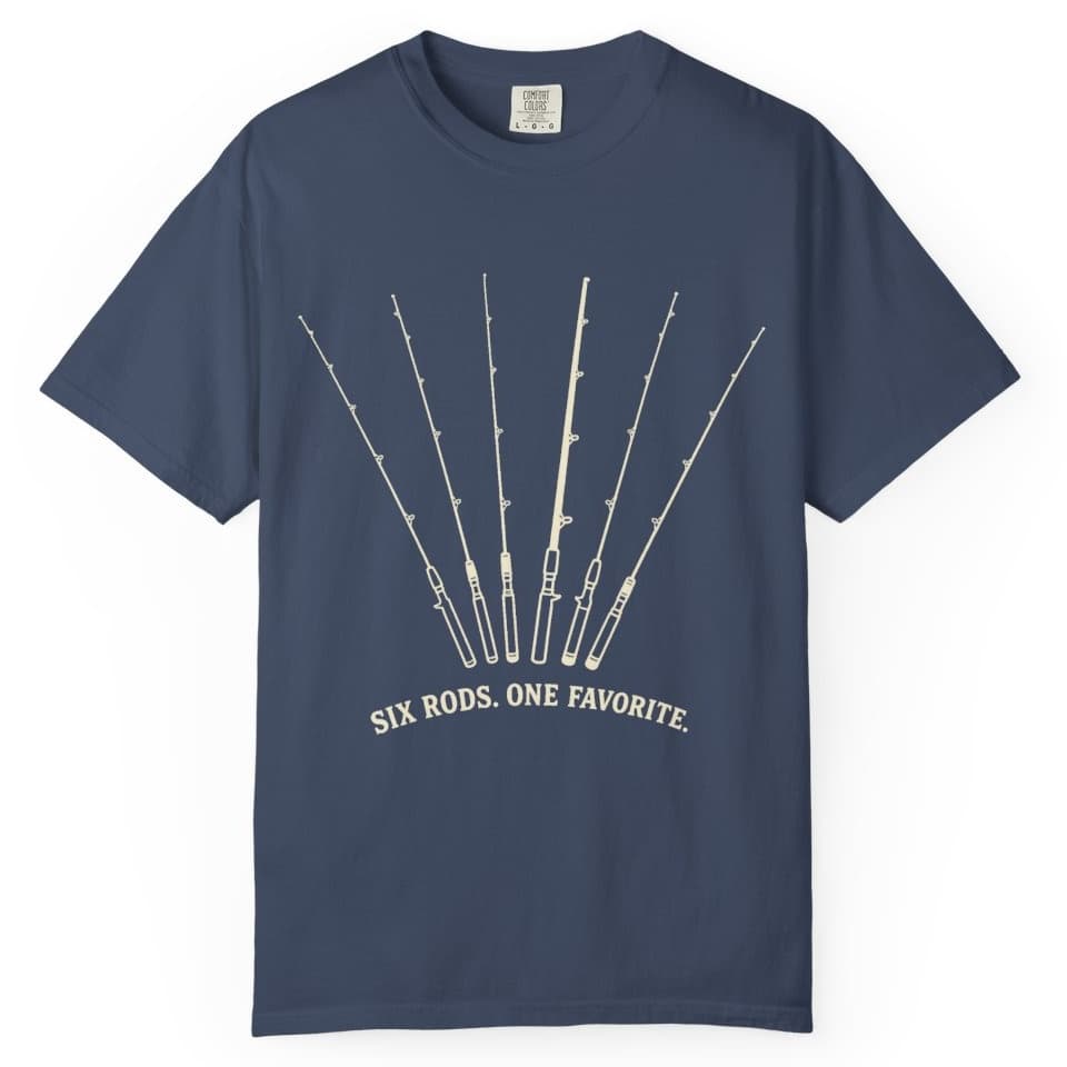 Six Rods. One Favorite. t-shirt in Espresso, photo 3